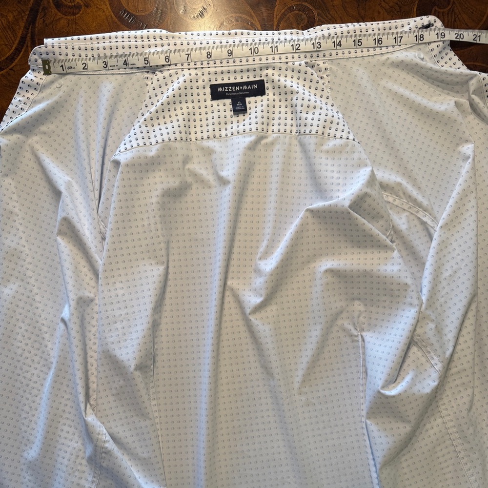 Mizzen+Main White Dress Shirt
